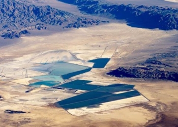 the world only has 8 gold producing countries the us has 1 new mine producing 5 000 tons annually not enough 128856