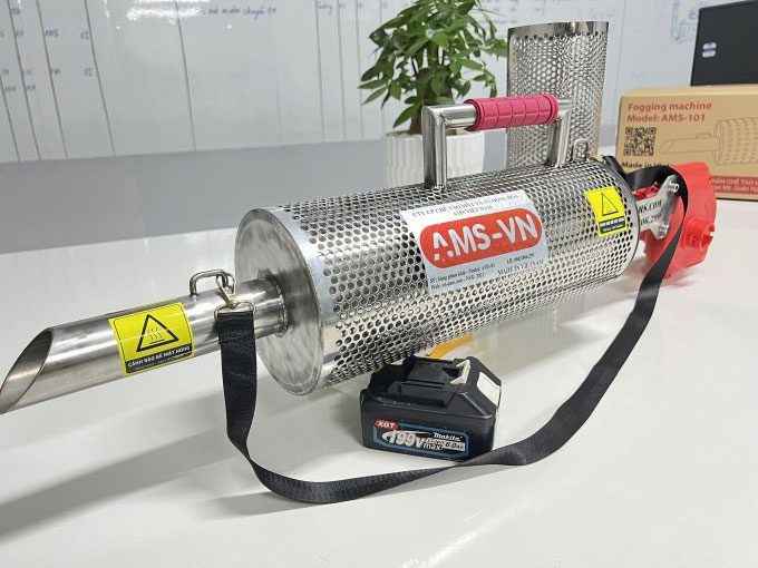 Device for rat smoke application.