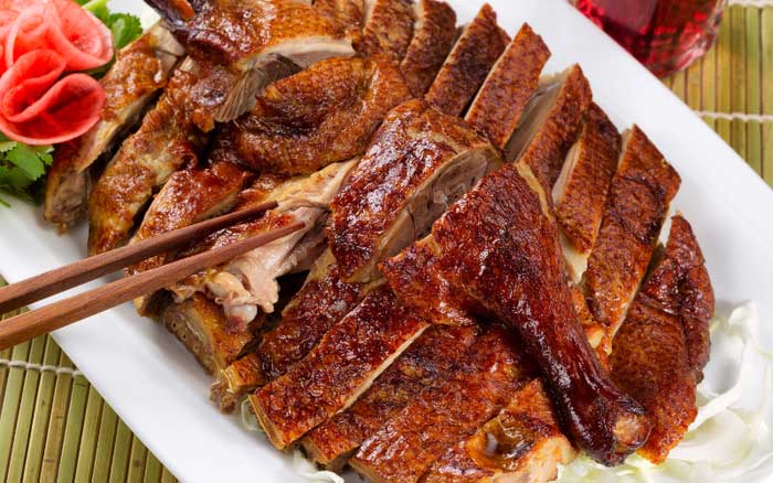 On Duanwu Festival, many provinces in Central Vietnam eat roasted or boiled duck.