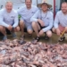 tho lan sets record catching 24 699 lionfish