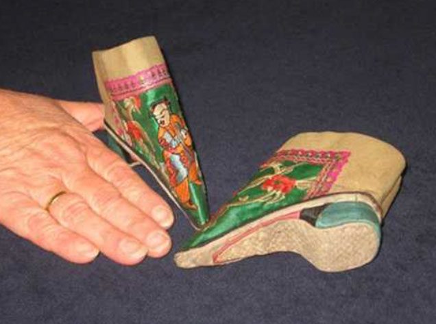 Women from noble families often adhered to the practice of foot binding.