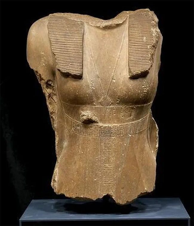 Statues of Neferusobek were found in a headless or damaged condition.