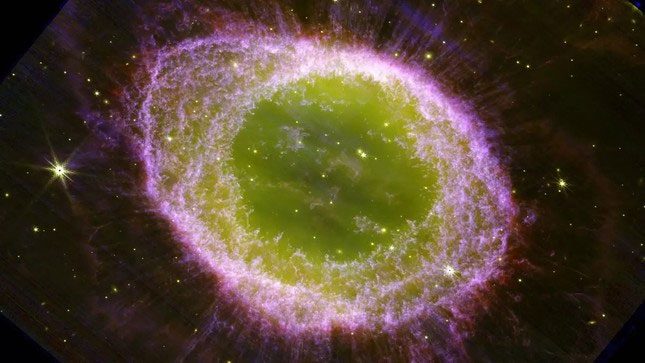 The Ring Nebula captured clearly by the James Webb Space Telescope.