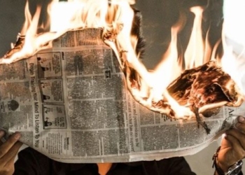 why people easily believe conspiracy theories 128720