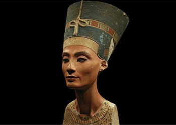 why the queen of egypt nefertiti still fascinates everyone to this day 128796