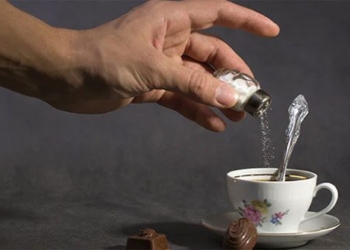 why we should add a little salt to coffee