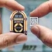 2 gb flash chip with write speed 17 mb per second 6579