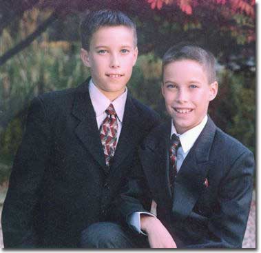 7sinhdoi twins