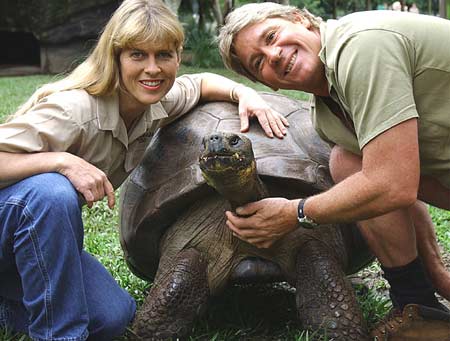 Steve Irwin and his wife with Harriet the tortoise