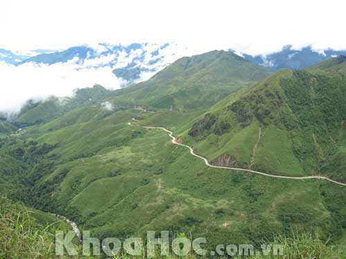 Road to Lai Chau