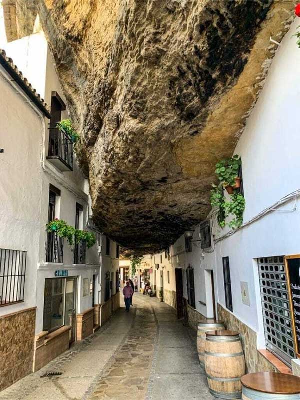 Setenil de las Bodegas 2