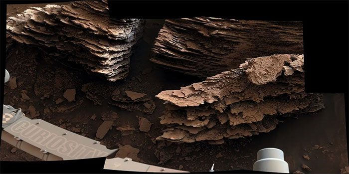 Rock formations at Mount Sharp recorded by the Curiosity rover.