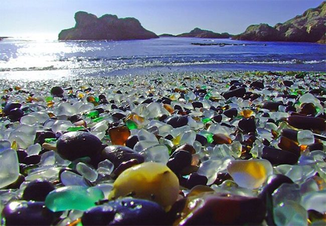 This is how local authorities keep the beach colorful.