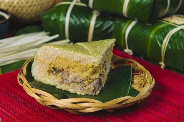 Bánh chưng can be stored in a regular freezer.