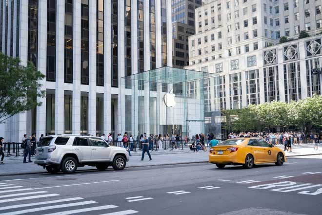 Fifth Avenue is located in the heart of Manhattan, New York City, USA