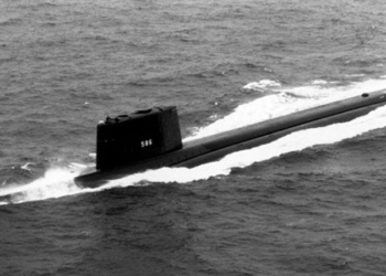 first submarine circumnavigates the world 126691