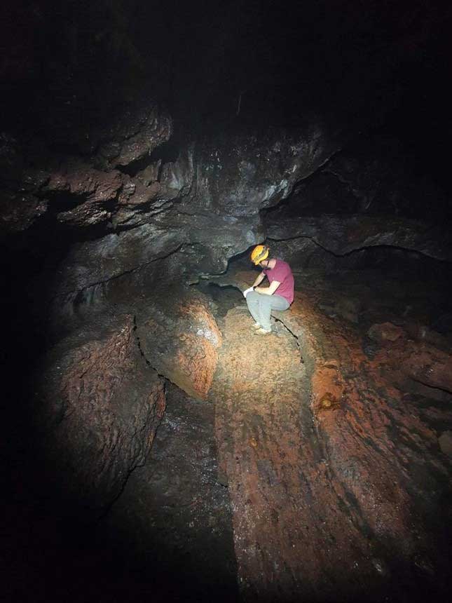 The beauty of the Krong No volcanic cave.