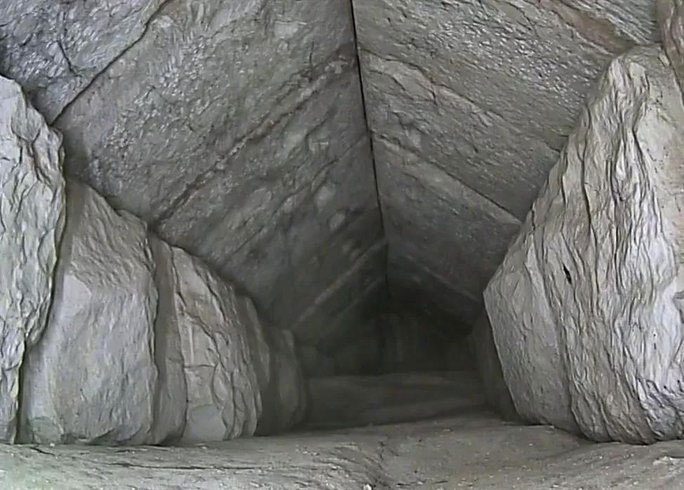 Endoscopic image reveals the mysterious corridor