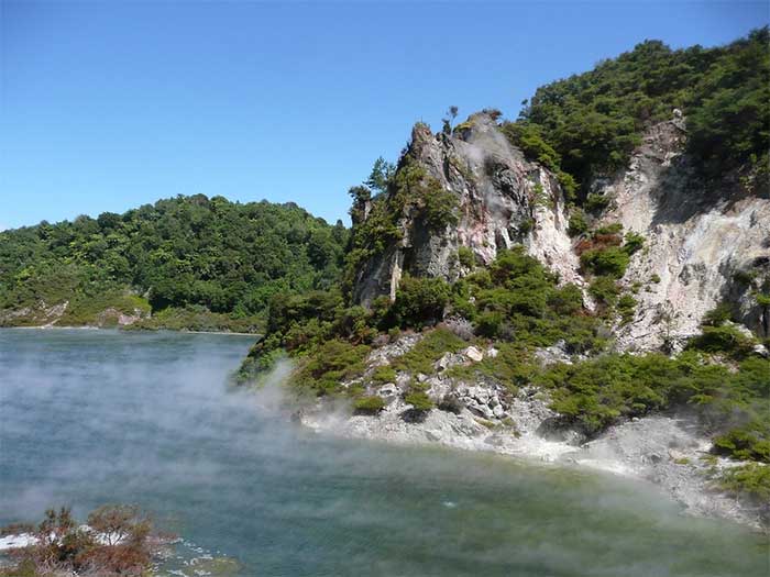 Frying Pan Lake is also home to many thermophilic bacteria.