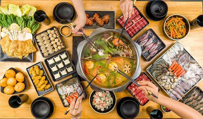 Hot pot is a nutritious dish.