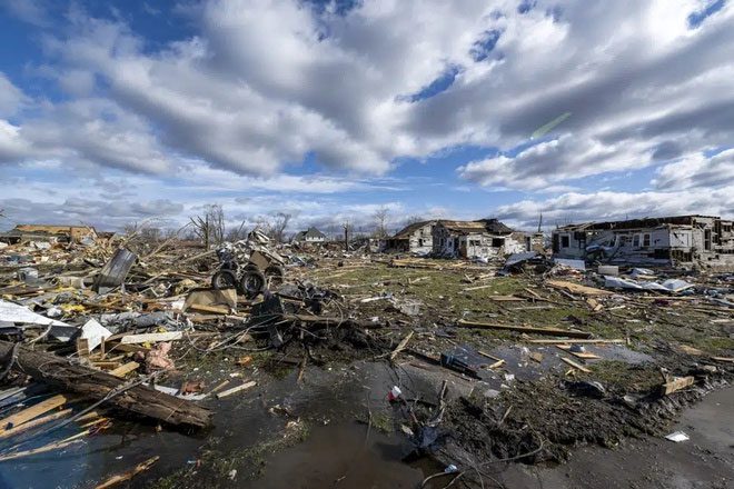 Damage from a tornado in Sullivan, Indiana on April 1.
