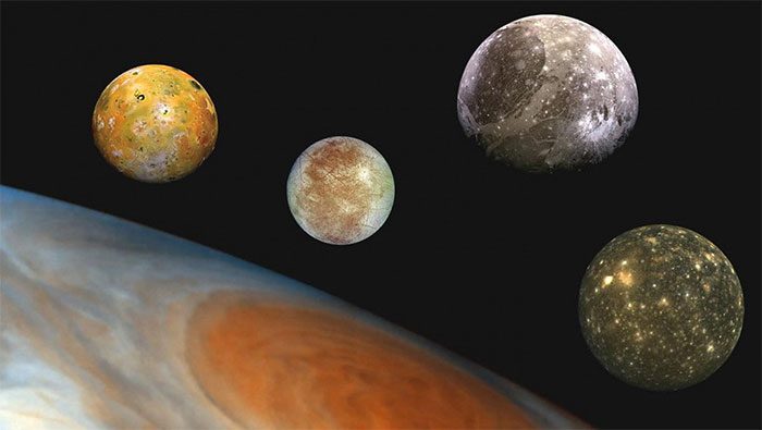 The four "moons of life" of Jupiter