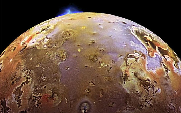 The volcanic moon Io may have once been a "mini-planet" born to host life?
