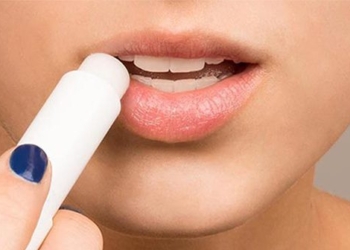 mineral oil in lipstick should or should not use 125647