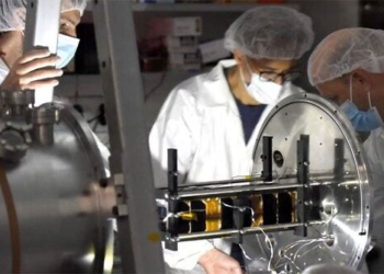 nano computer size 20cm launched into space communicating with earth using quantum technology 125247