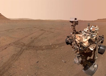 nasa robot selfie with strange alien 125579
