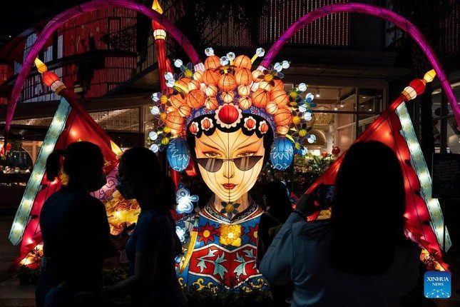 Giant lanterns outside a shopping center in South Tangerang (Indonesia).