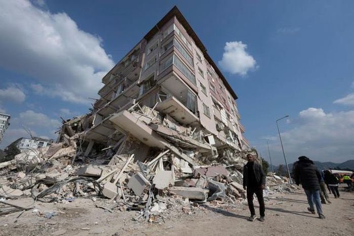 The 7.8 magnitude earthquake destroyed many buildings in Turkey.