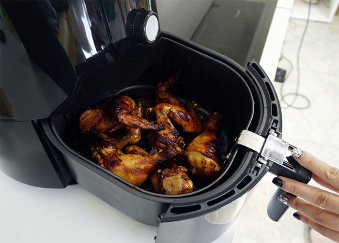 Drawer-type air fryers are favored by Vietnamese users.