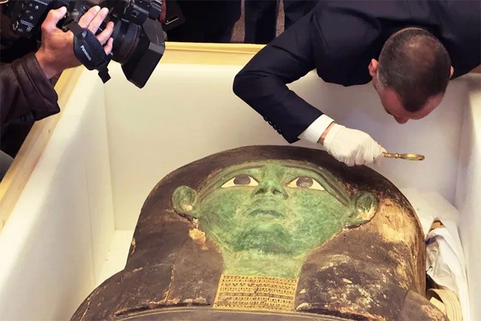 "Green Coffin" returned to Egypt by the US.