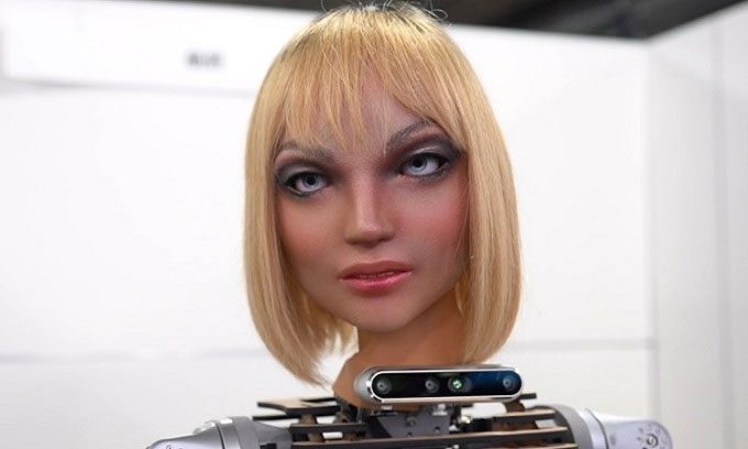 Xoxe Robot equipped with advanced artificial intelligence technology.