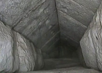 space ray through giza pyramid reveals secret corridor 126146