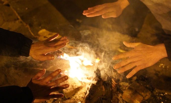  Using charcoal for heating in enclosed spaces produces dangerous CO gas.