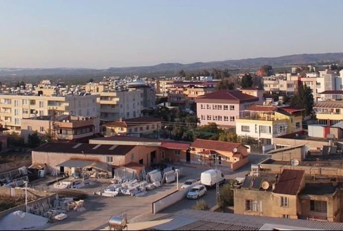Buildings in Erzin still standing after the earthquake.