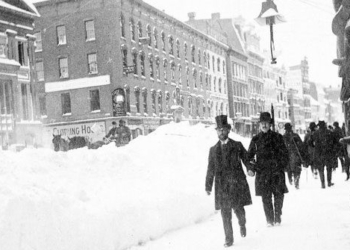 the most terrifying snowstorms ever to sweep across the world 125048