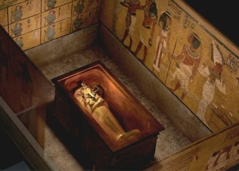 the mystery of the men who died after the tutankhamun curse 125471