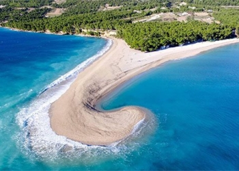 the only beach in the world with shape changing ability 125731