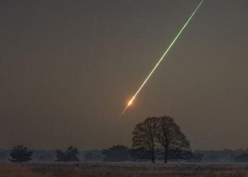 thien thach sar2667 blow light when and touch the earth 125788