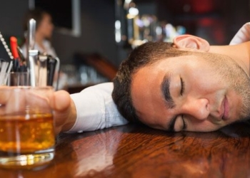 this is a drunkard lasting 20 hours if you drink 15 cups of 40 degree sake 126477