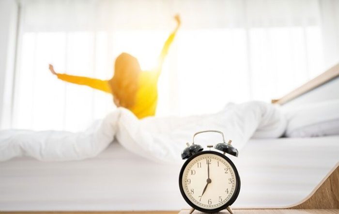 The accuracy of the biological clock depends on sleep and wake times.