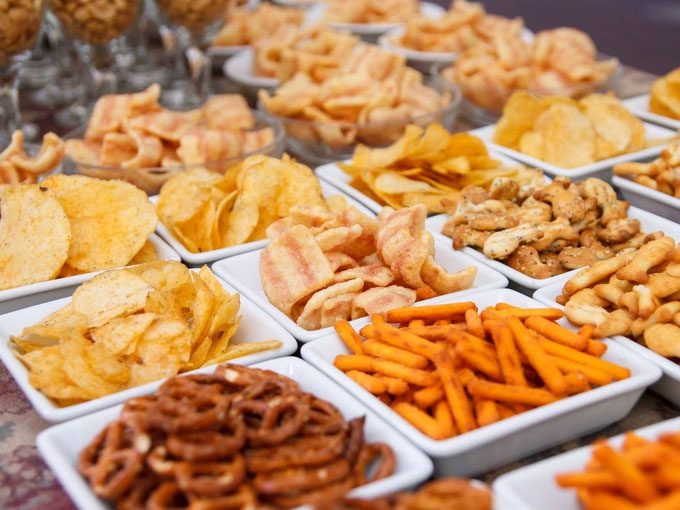 Foods high in fat and sugar can cause adverse changes to the brain.