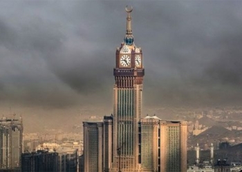 top 6 largest watches in the world not only are they precise but also carry cultural and historical significance 125344