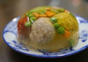 traditional tet dishes deliciously turned away from gold 125293