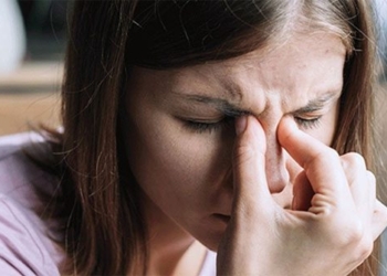unusual signs warning of head area cancer 125635