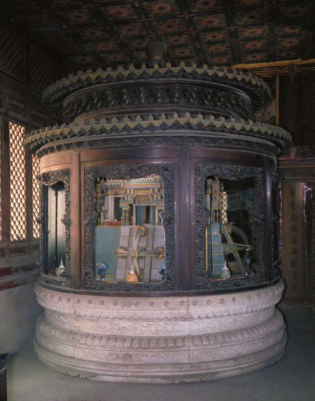 Wu Hua Pavilion is a Buddhist hall accessible only to emperors.
