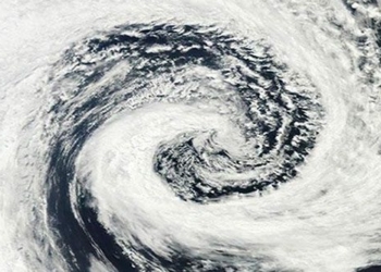 why hurricanes occur more frequently in the southern hemisphere 125094